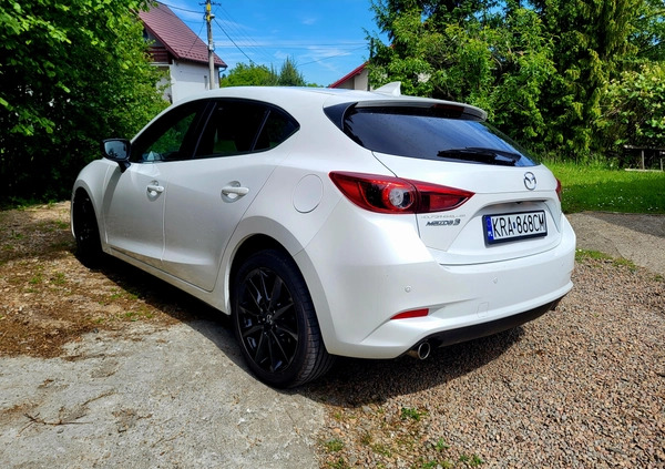 Mazda 3 cena 62900 przebieg: 102000, rok produkcji 2017 z Węgrów małe 232
